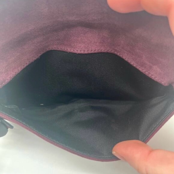 COACH EXTREMELY RARE SOHO, Suede Burgundy Clutch - Picture 12 of 12